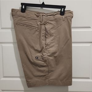 THE NORTH FACE SHORTS